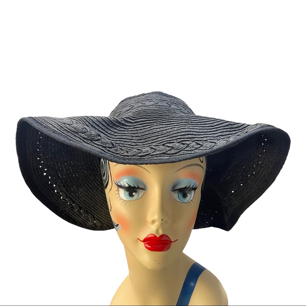 Detailed vintage antique sun hat fashion open top and bow